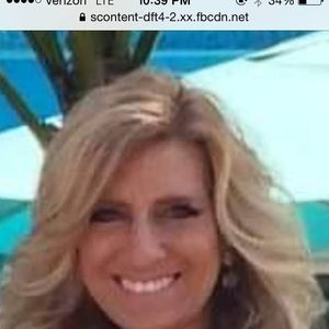 Meet your Posher, Elisa